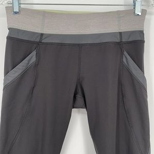 Lululemon Chase Me Crop size 6 Gray‎